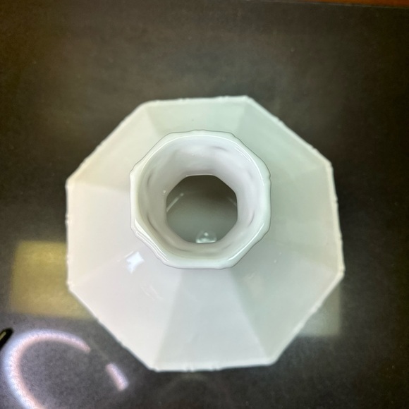 Jonathon Adler HAPPY CHIC White 8-Sided Chinoiserie Vase Contemporary Classic - Picture 3 of 8